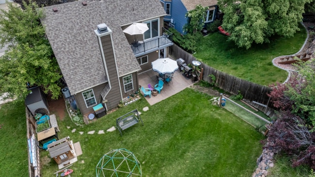 Foto del edificio - 573 Entrada Dr