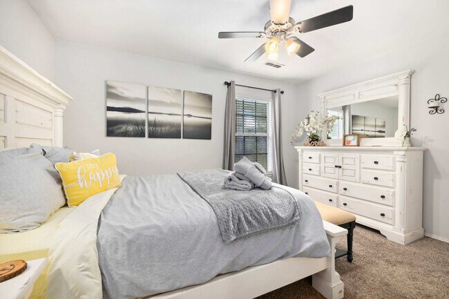 Foto del edificio - 3191 W Oakfield St