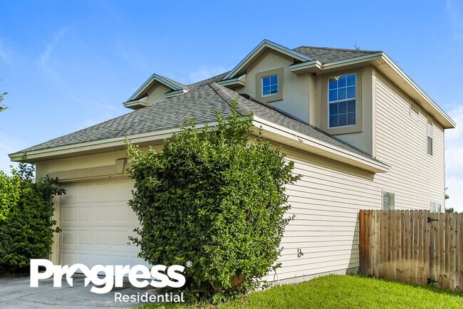 Building Photo - 2830 Cross Creek Dr