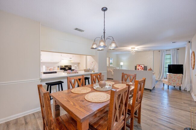 Foto del edificio - 35 Preston Dr