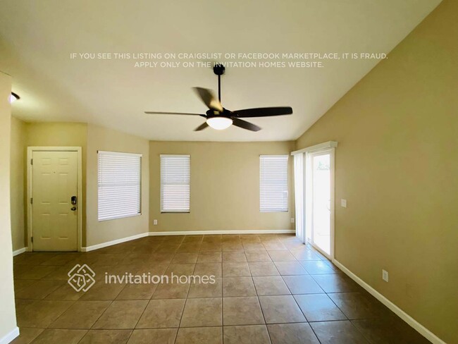 Building Photo - 2361 E Pinto Dr