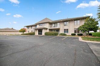 Building Photo - 1061 Ashley Ct N Building Photo - 1061 Ashley Ct N