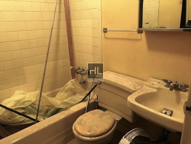 Foto del edificio - 554 E 87th St