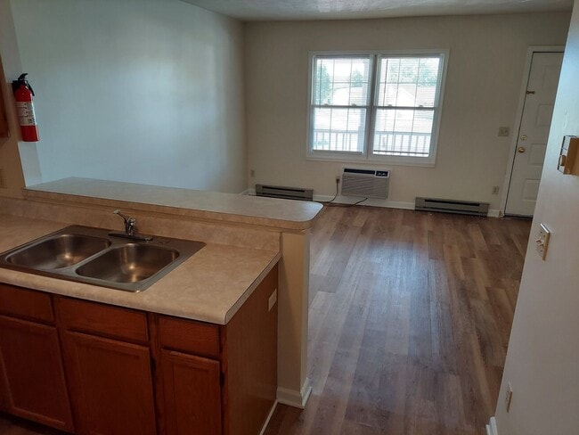 Building Photo - 167 N Street