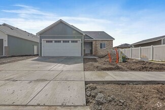 Building Photo - 524 S Austin Ave