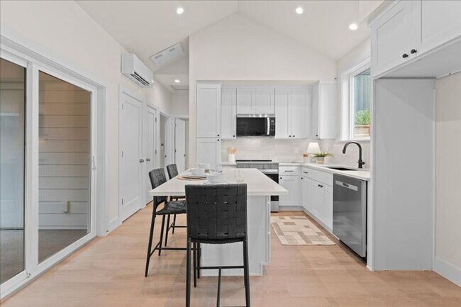 Foto del edificio - 6703 SE 69th Ave