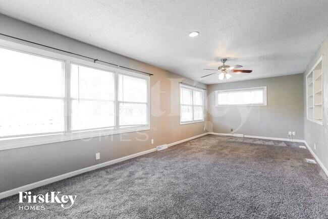 Foto del edificio - 1302 SW Peggy Cir