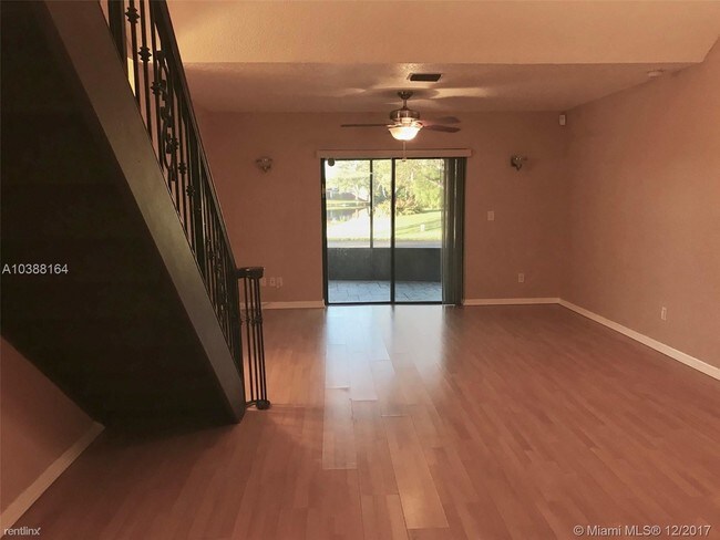 Foto del edificio - 9976 SW 16th St