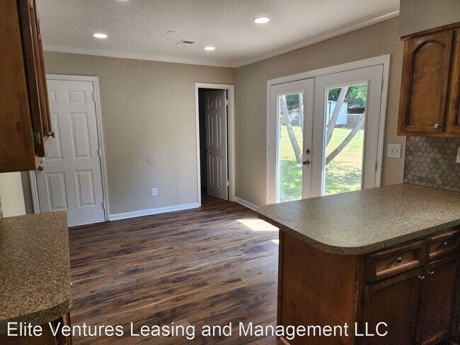 Foto del edificio - 3 br, 1 bath House - 5022 Dodd Drive