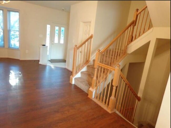 Building Photo - 4660 Deerwatch Dr