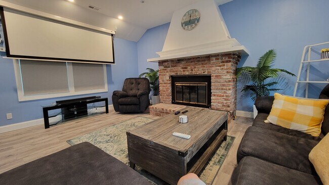 Foto del edificio - 112 Haverford Ave