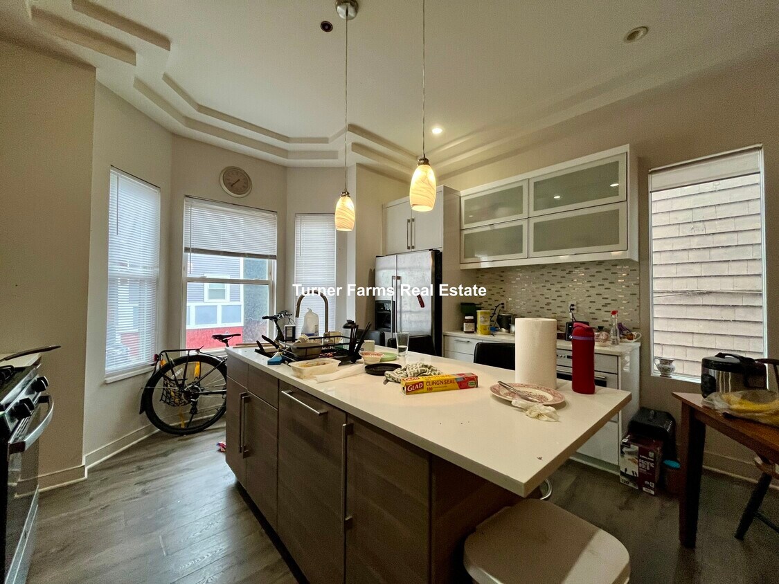 Foto principal - 24 Washburn St