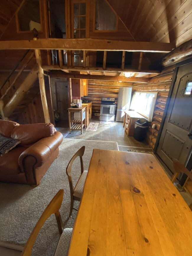 Foto del edificio - 3679 Alder Ave