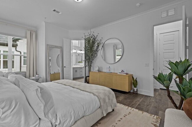 Foto del edificio - 1664 Hillside Terrace