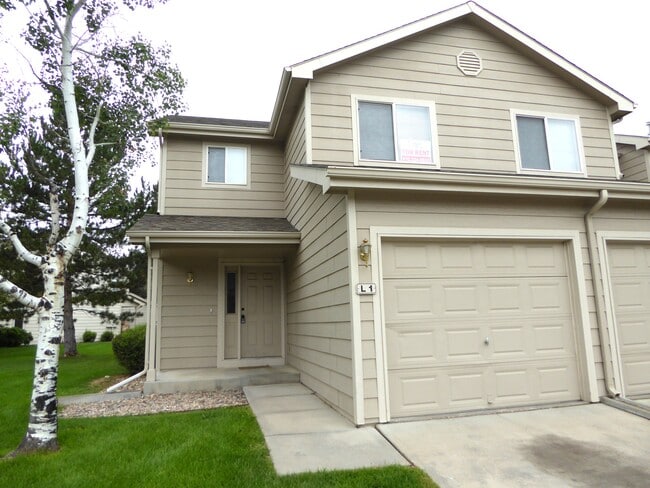 Building Photo - 1637 Westbridge Dr