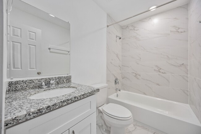 Foto del edificio - 8213 Bigwood St