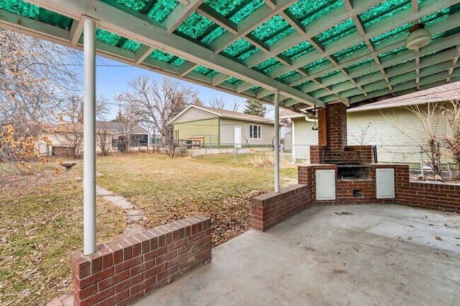 Foto del edificio - Storybook Home, 4-Bedroom, 2-Bathroom