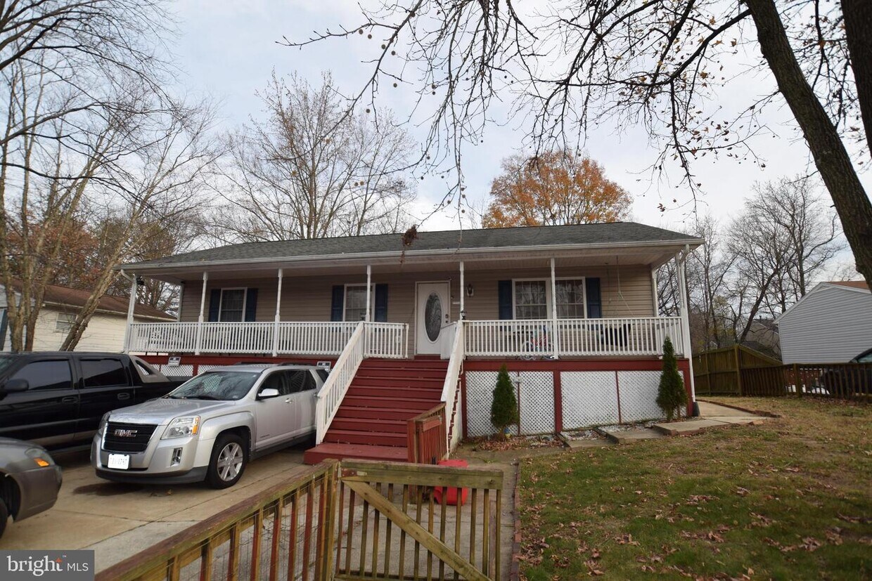 6012 Massaponax Dr, Fredericksburg, VA 22407 House Rental in