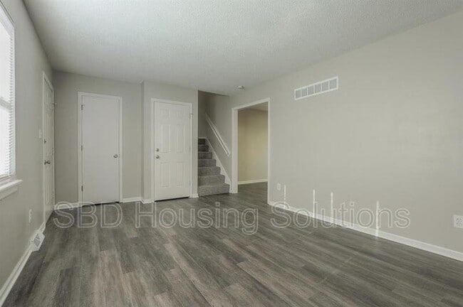 Building Photo - 16104 Slater Ave