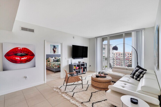 Foto del edificio - 480 Hibiscus St