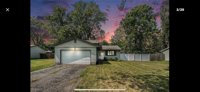 Foto del edificio - 6192 Jaycox Rd