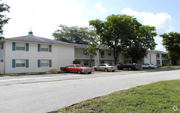Building Photo - York House