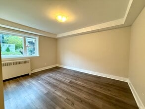 Building Photo - 3 Webber Ave