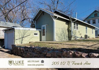 Building Photo - 1/2 N French Ave