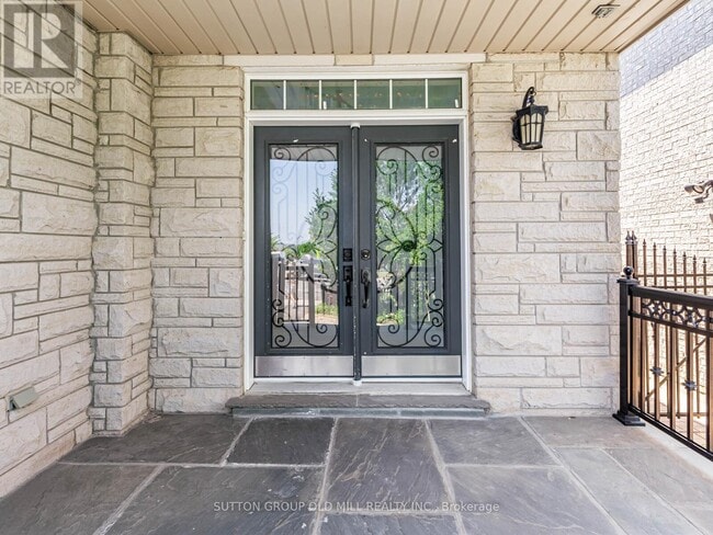 Building Photo - 438 Peter Rupert Ave