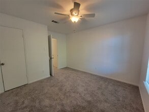 Building Photo - 1808 Saxony Ln