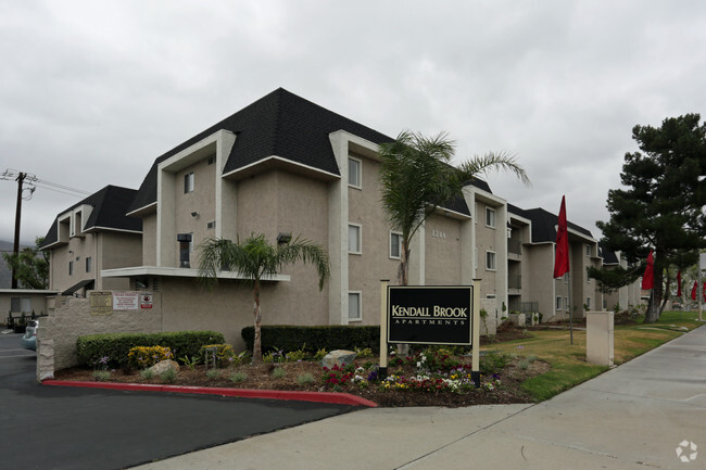 Main Entrance - Kendall Brook Apartments