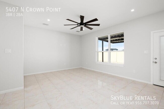 Foto del edificio - 5407 N Crown Point