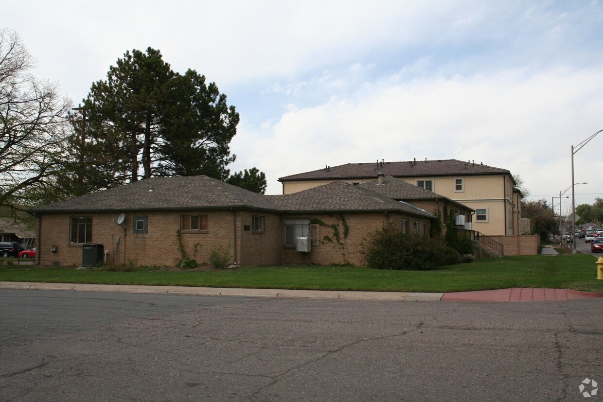 Foto principal - 167 S Colorado Blvd