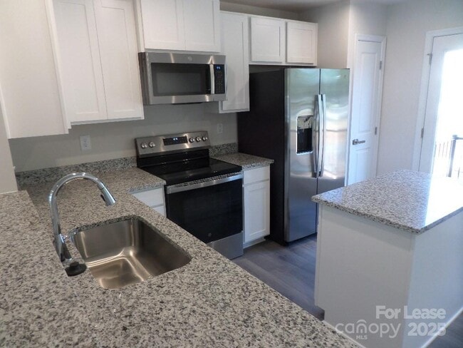 Building Photo - 3228 Dannelly Towns Aly