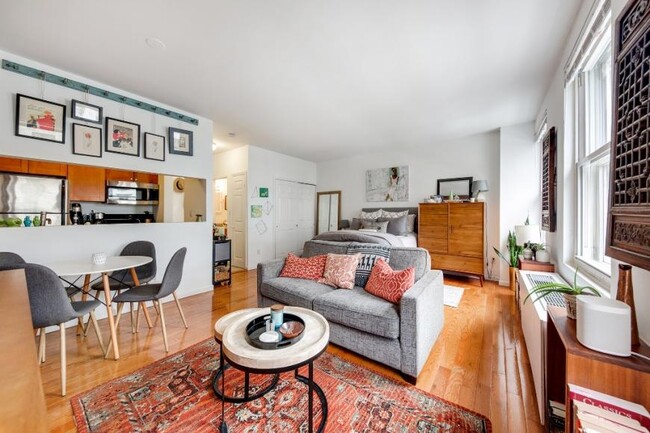 Building Photo - 0 bedroom in NEW YORK NY 10014