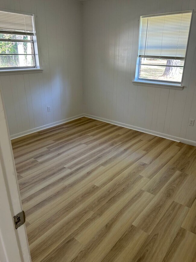 Foto del edificio - 106 Mayberry Ct