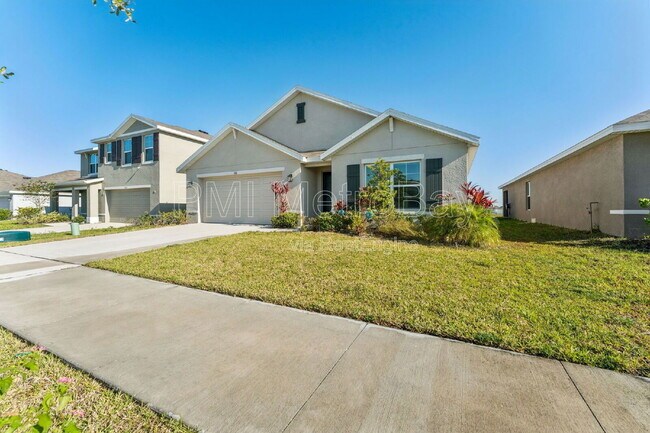 Building Photo - 816 Will Scarlett Ave