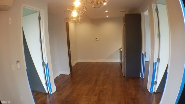 Building Photo - 131 Tompkins Ave