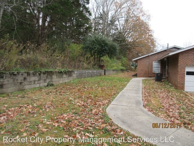 Building Photo - 6503 Whitesburg Dr SE