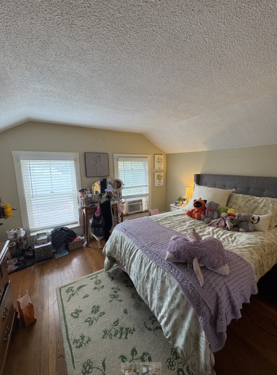 Building Photo - 11 Eames Pl