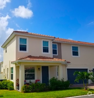 Building Photo - 1455 Isabella Dr