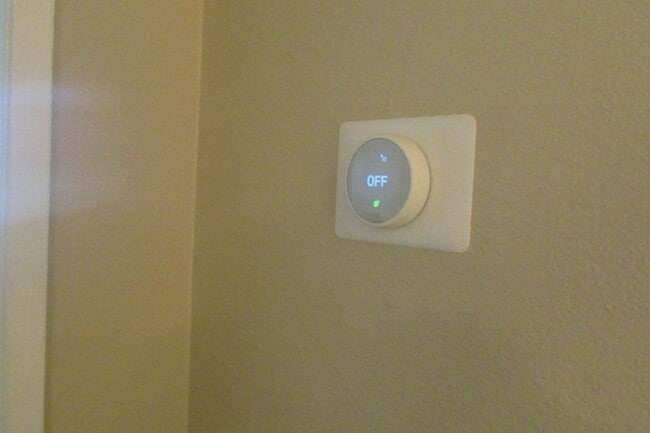 Photo - WINDWOOD Apartments