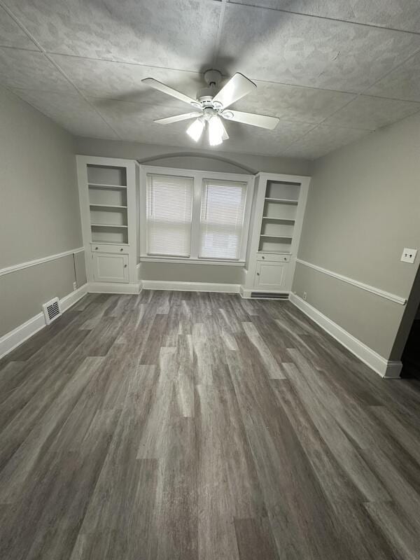 Building Photo - 3392 Beechwood Ave