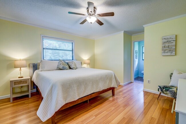 Foto del edificio - 2239 Wells Ave