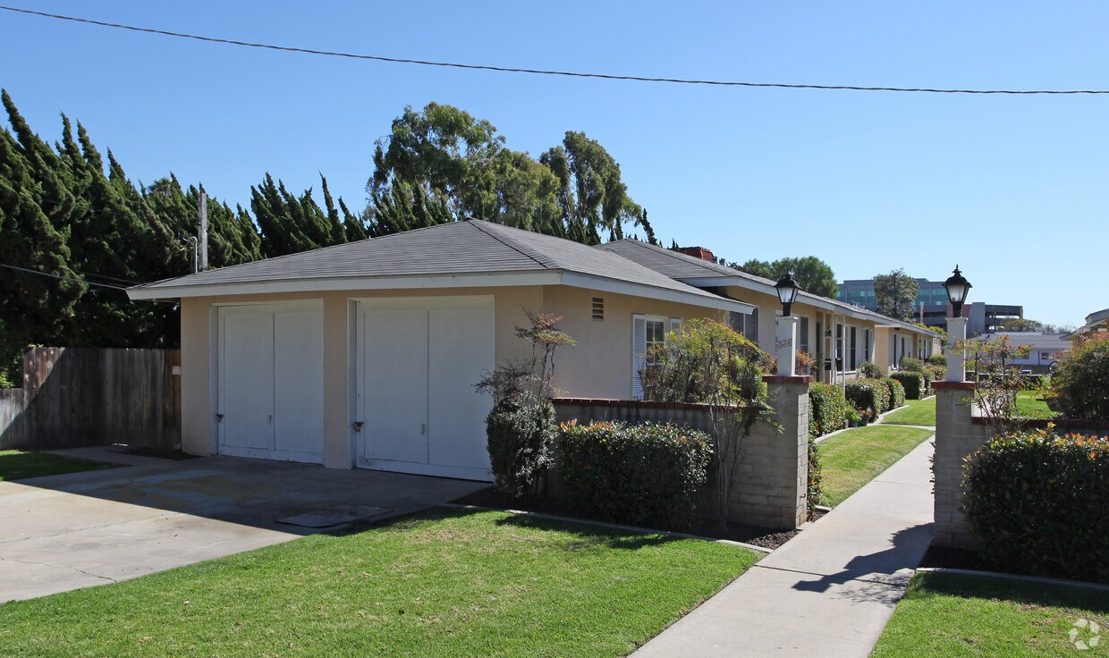 Primary Photo - 336-340 G St