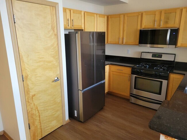 Foto del edificio - 2121 S Kinnickinnic Ave