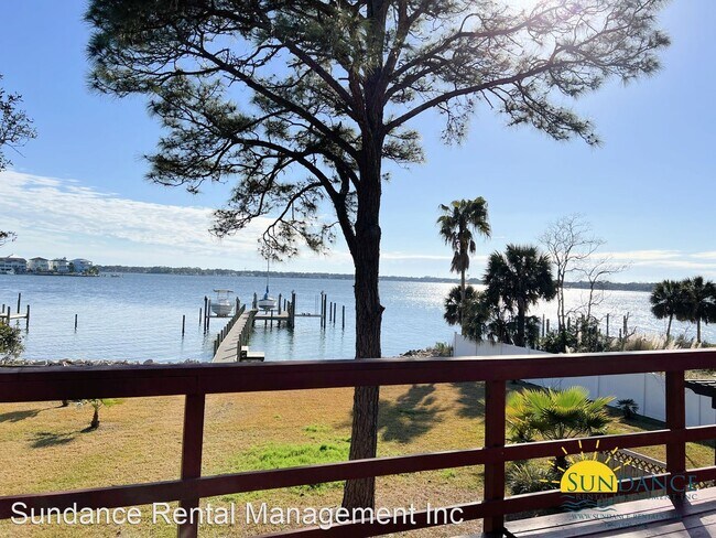 Foto del edificio - 3 br, 2.5 bath House - 105 Clifford Drive