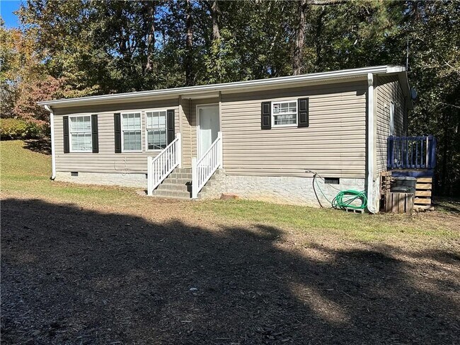 Foto del edificio - 7016 Blueberry Ridge SE