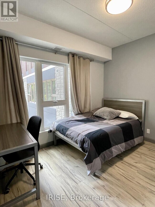 Photo du bâtiment - 77 Leland St