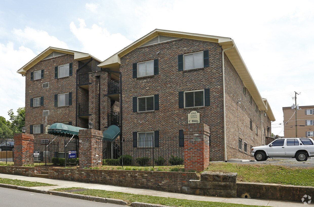 Primary Photo - 1510-1512 Forest Ave